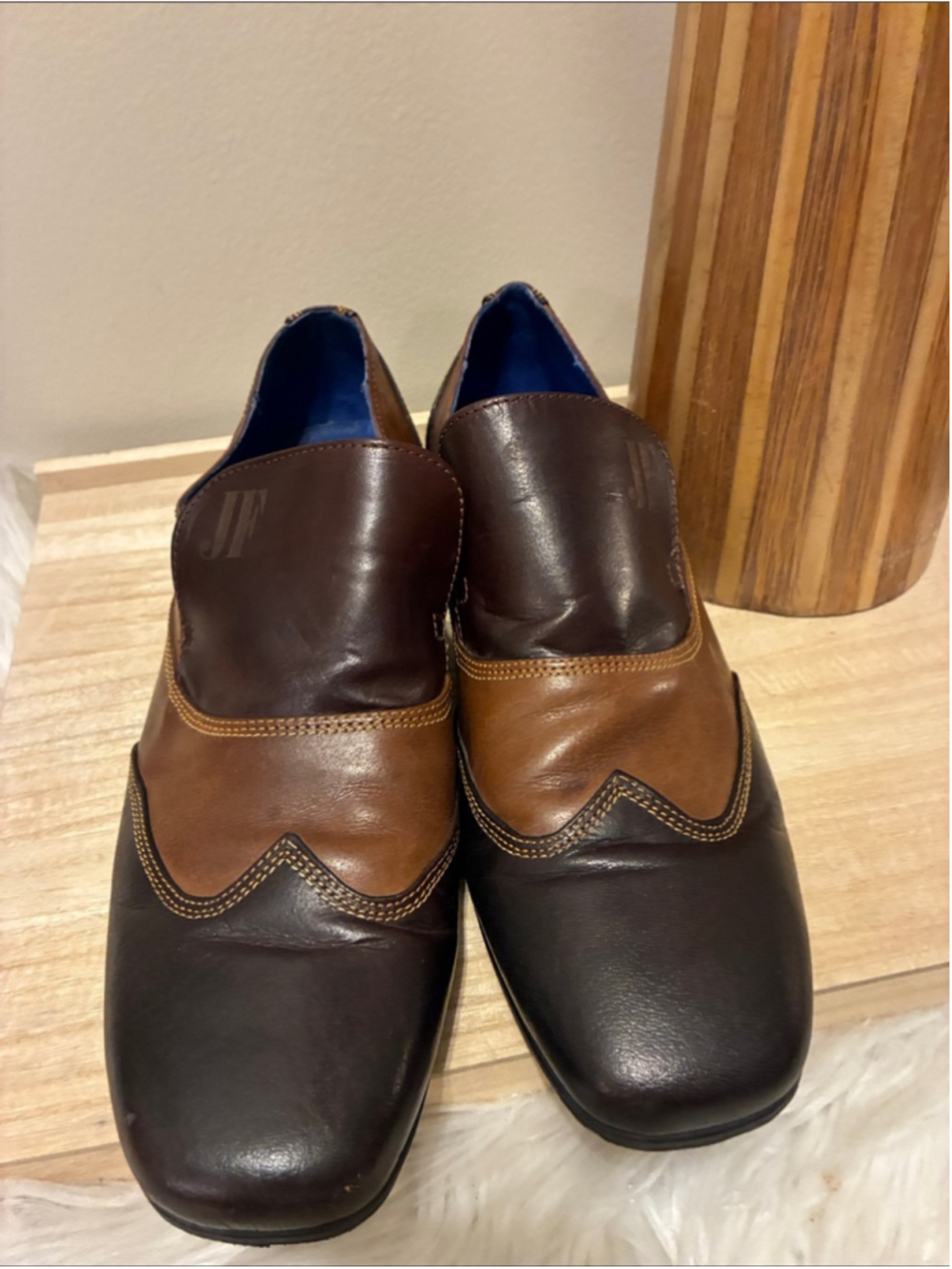 John Fluevog Orlovsky Discontinued Men's Brown Two-Tone Leather Dress Shoes - Picture 2 of 5